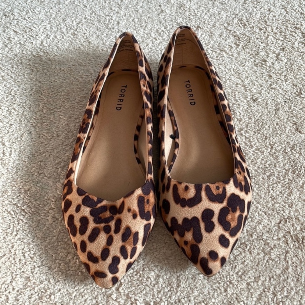 Torrid cheetah print flats.. Size 10 w
